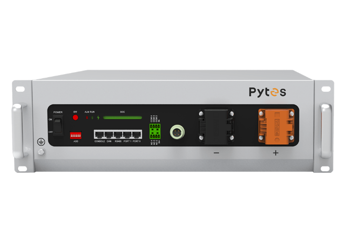 8 kW LuxPower Hybrid Inverter + Pytes Battery