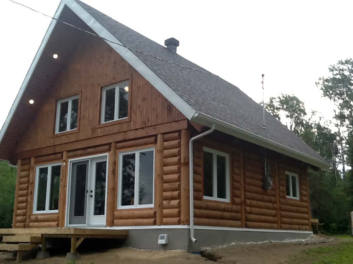 Log Cabin and Chalet Kits