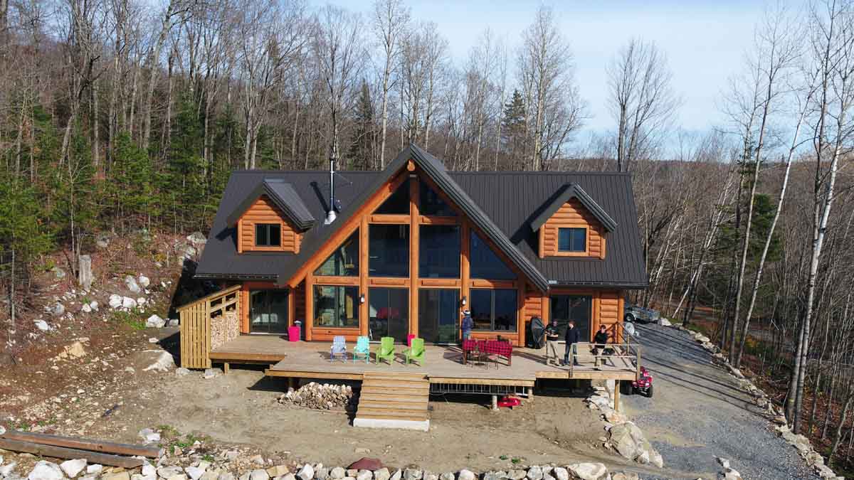 Log Cabin and Chalet Kits