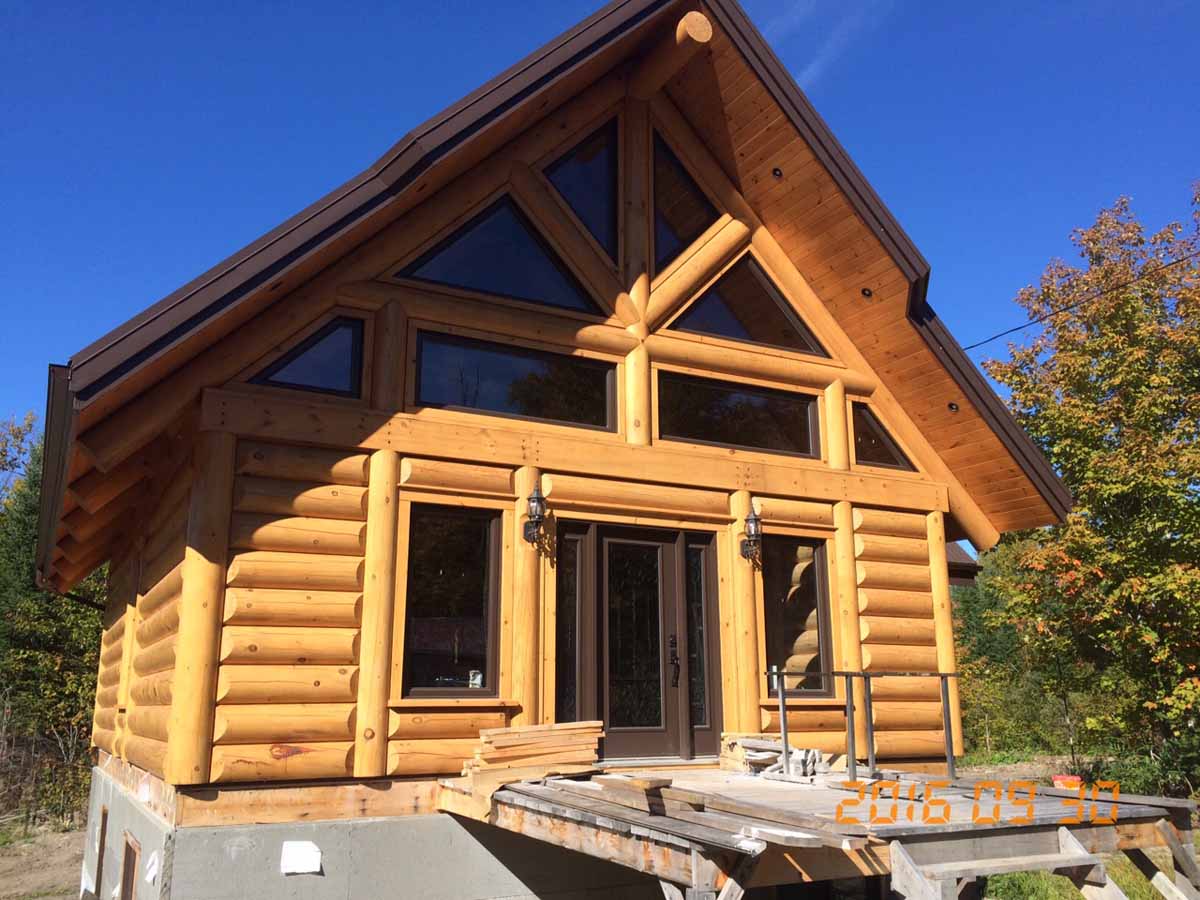 Log Cabin and Chalet Kits