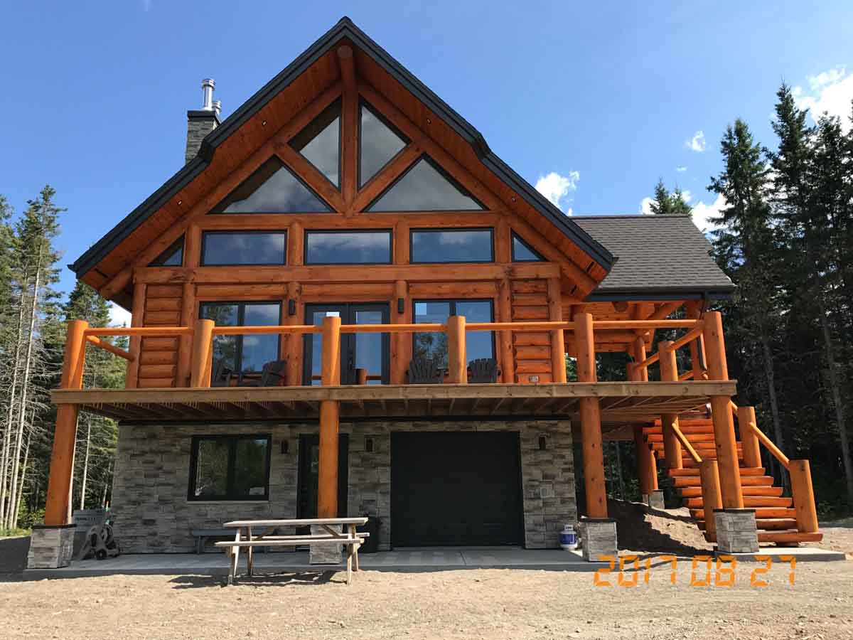 Log Cabin and Chalet Kits