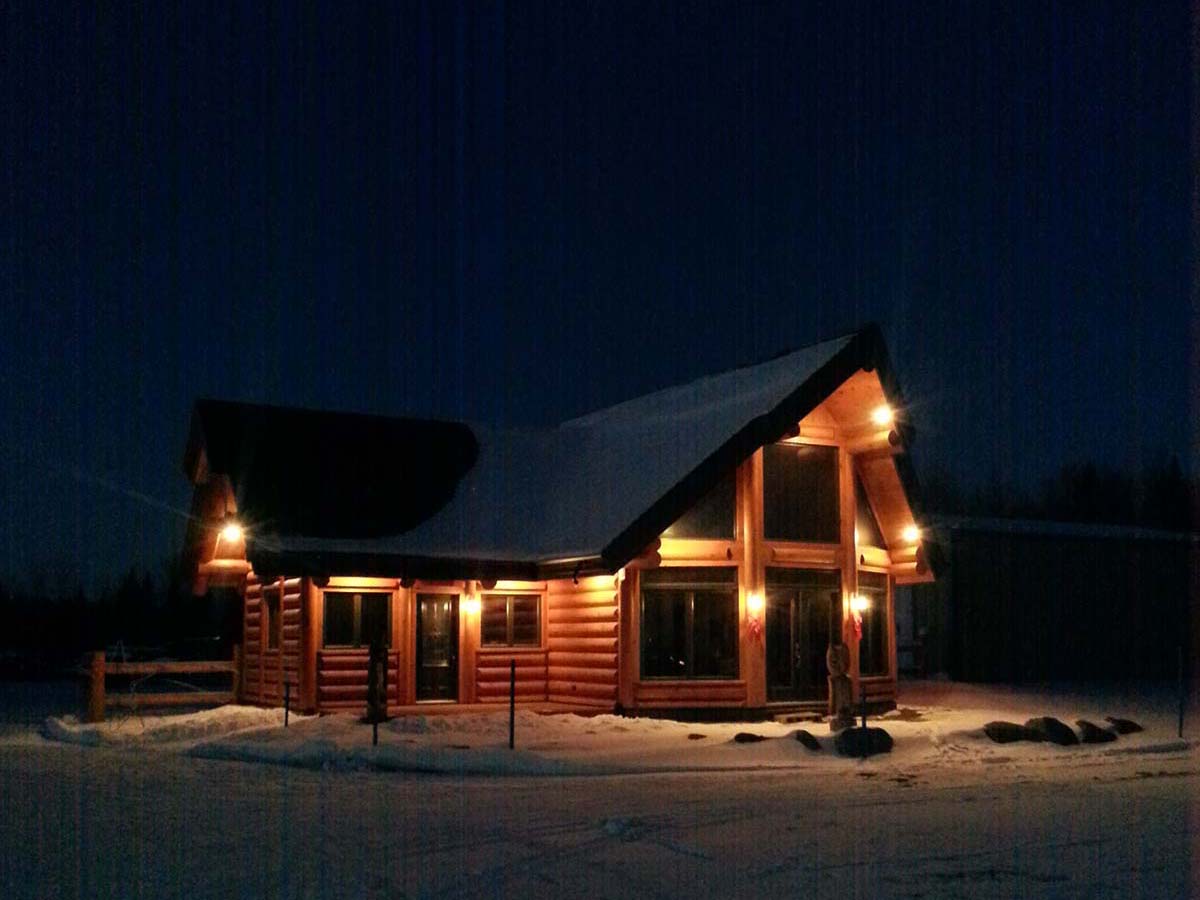 Log Cabin and Chalet Kits