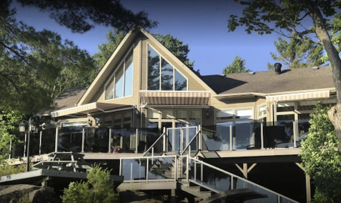 Athena Retractable Awning