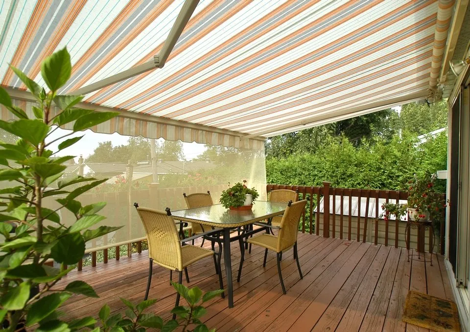 Athena Retractable Awning