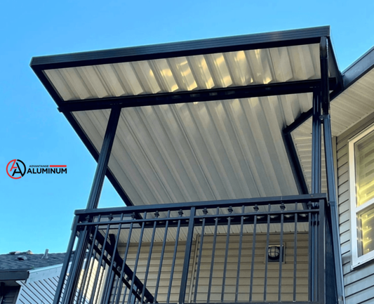 10′ x 10′ Aluminum and Polycarbonate Skylights Patio Cover
