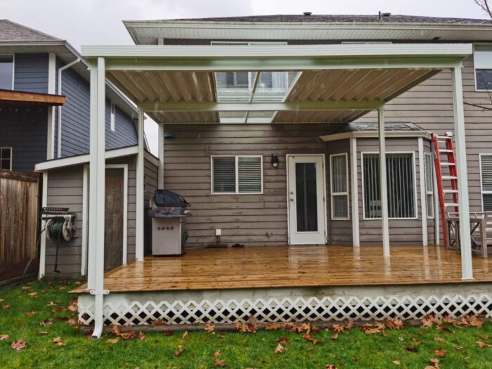 16′ x 12′ Aluminum and Polycarbonate Skylights Patio Cover