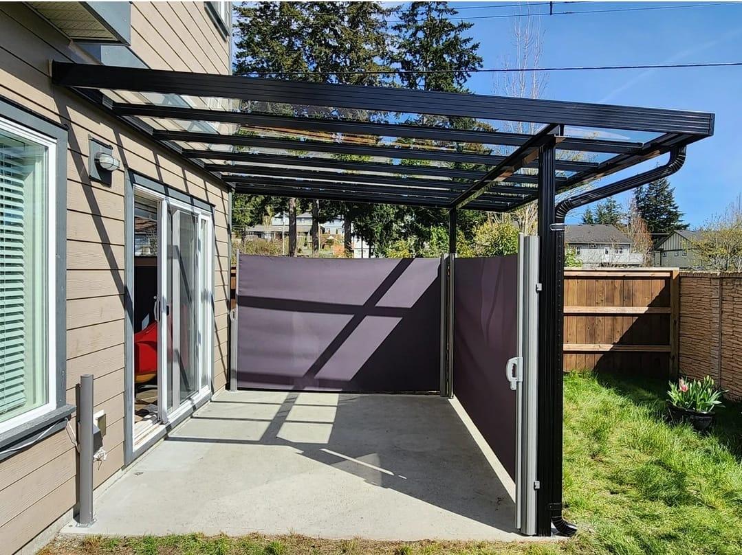 6′ x 10′ Retractable Privacy Wall – Grey Polyester Fabric